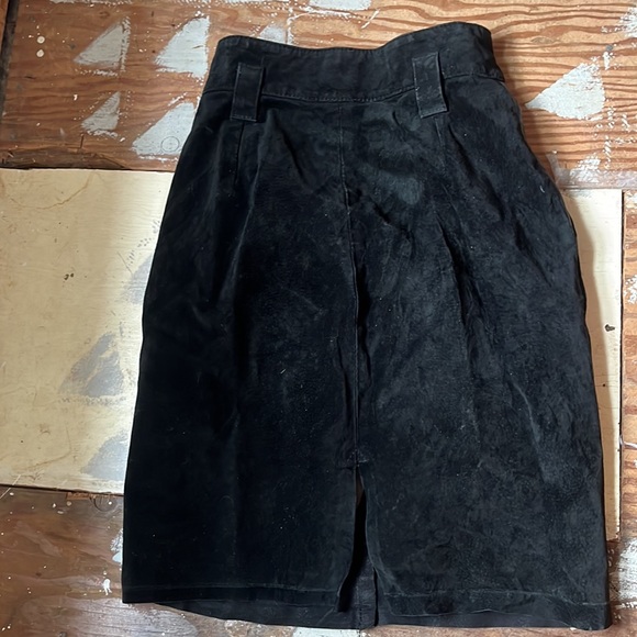 Suède and leather 80s pencil skirt - Picture 3 of 3